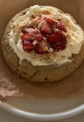 Strawberry Cheesecake Cookies 6 ct