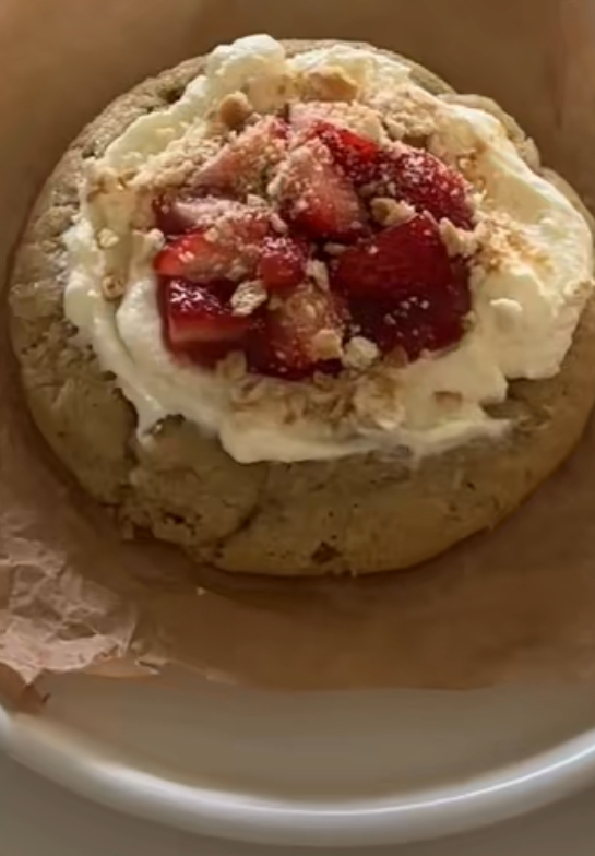 Strawberry Cheesecake Cookies 6 ct